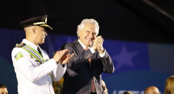 Caiado exalta PMGO como melhor do Brasil em aniversário da corporação